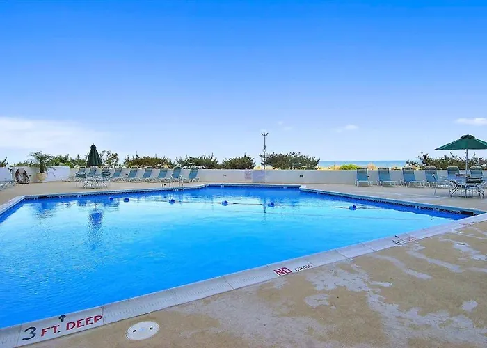 Holiday home Newly Updated Oceanfront Veranda With Private Deck Wifi Ac & Shared Pool Ocean City