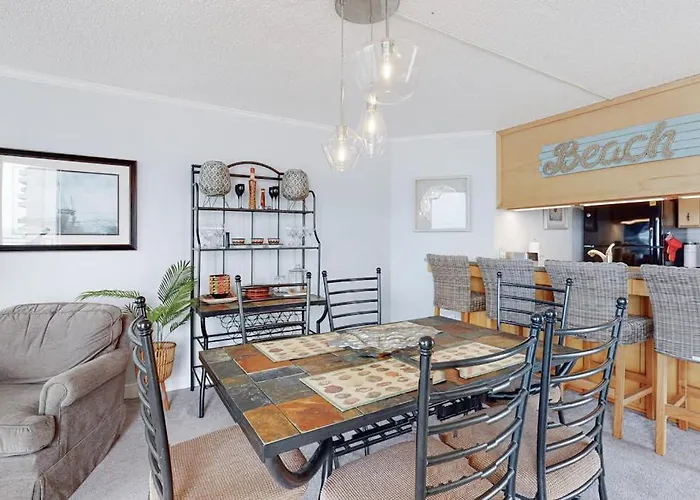Holiday home Newly Updated Oceanfront Veranda With Private Deck Wifi Ac & Shared Pool