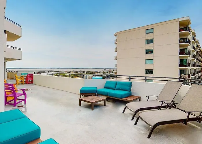 Newly Updated Oceanfront Veranda With Private Deck Wifi Ac & Shared Pool Ocean City