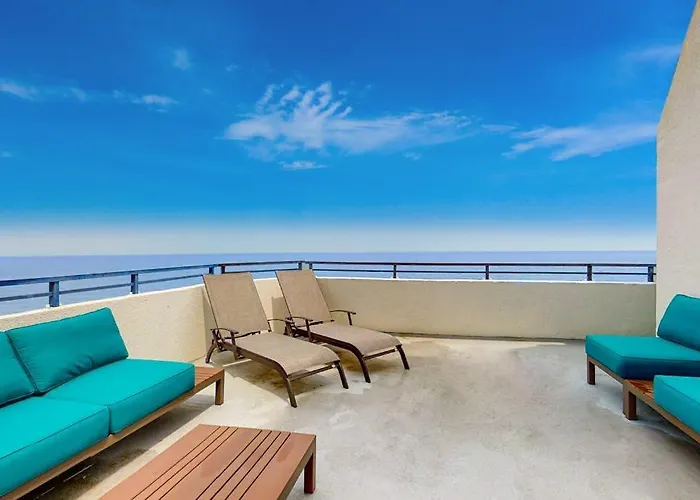 Newly Updated Oceanfront Veranda With Private Deck Wifi Ac & Shared Pool